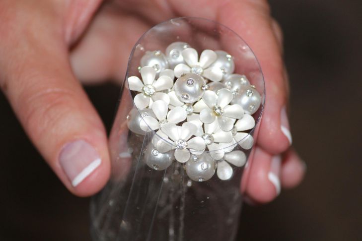 Как задействовать заколки-невидимки в быту: 5 трюков с обычной вещью