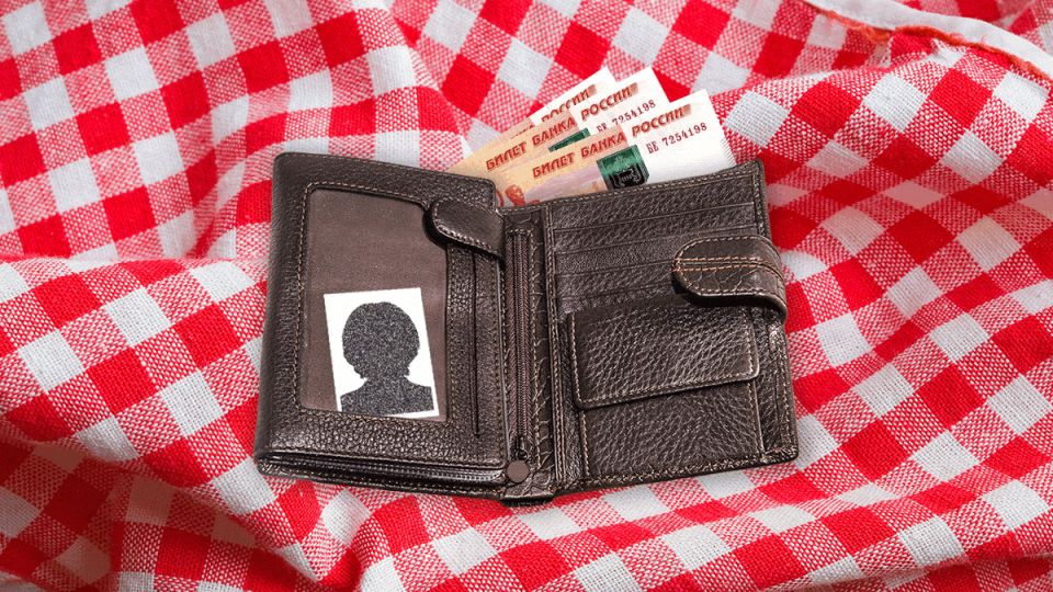 Когда пенсия по потере кормильца становится обременением: история Макарова Хозяинова и защитные механизмы