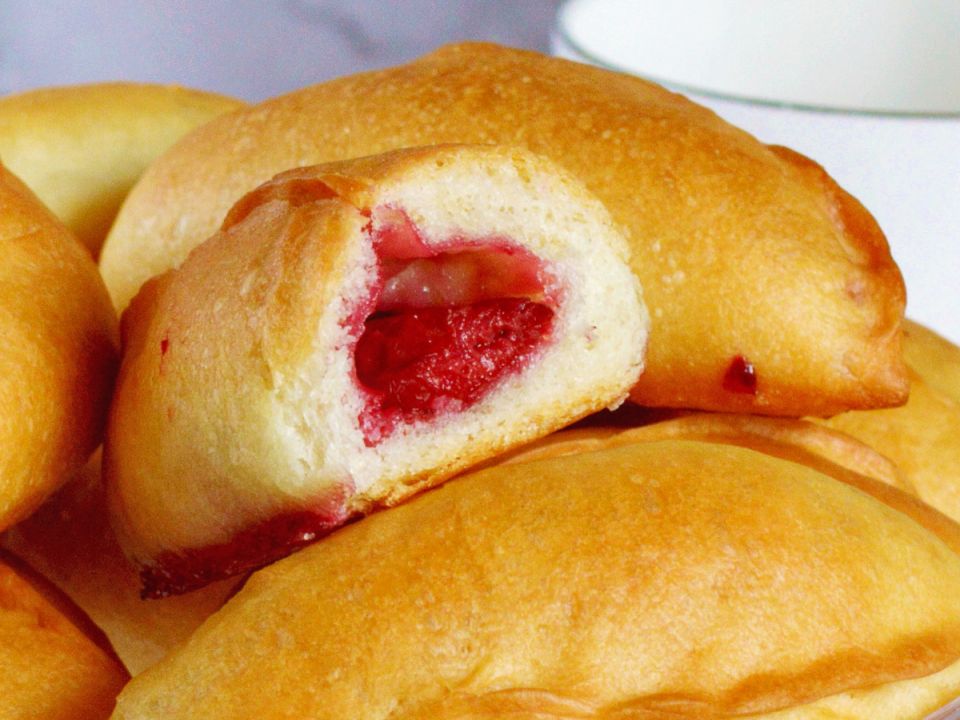 Как добиться идеального блеска пирожков: секреты постной выпечки без яиц