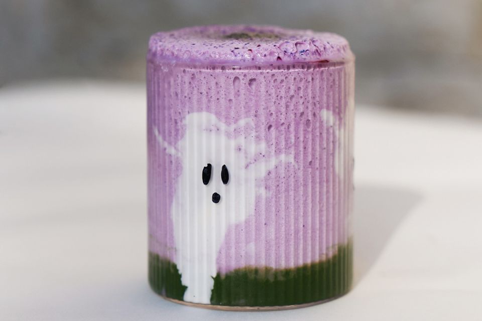 Тематические десерты на Хэллоуин: что предложат московские рестораны