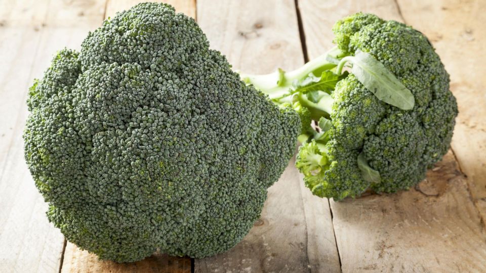 Пять минут — и ужин из брокколи и цветной капусты готов: даже дети будут уплетать за обе щеки